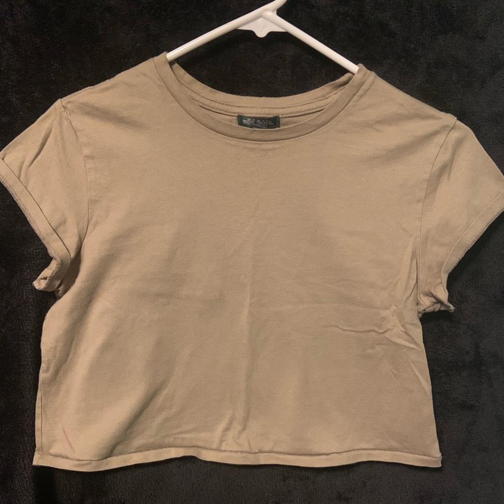 Green crop top short sleeve